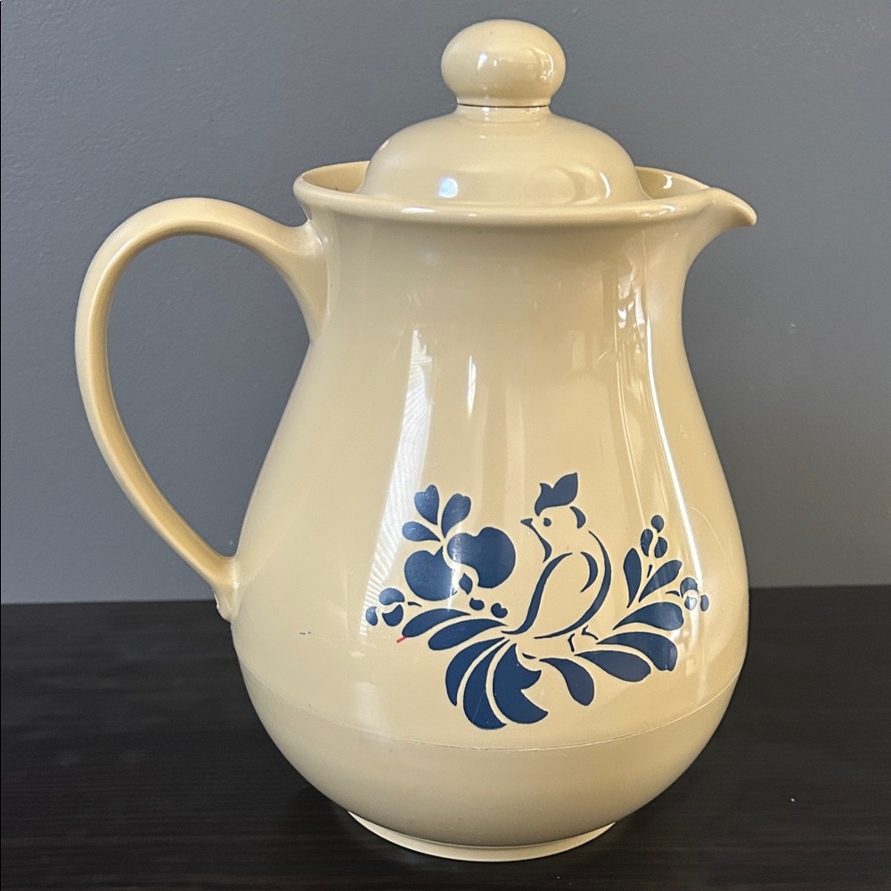 Pfaltzgraff Vintage Folk Art Blue Bird Insulated Carafe Melamine